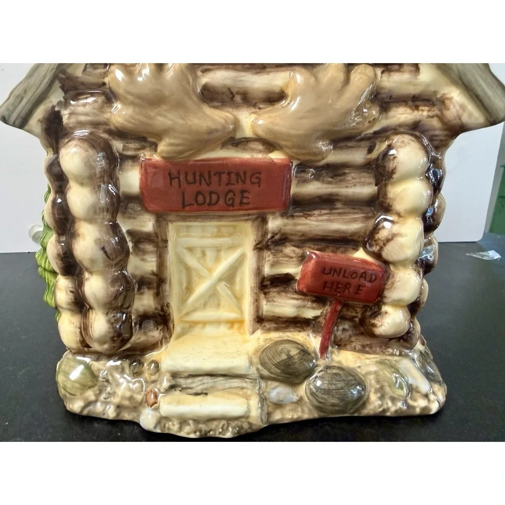 Bass Pro Cookie Jar Hunting Lodge Rustic Cabin Mint Condition